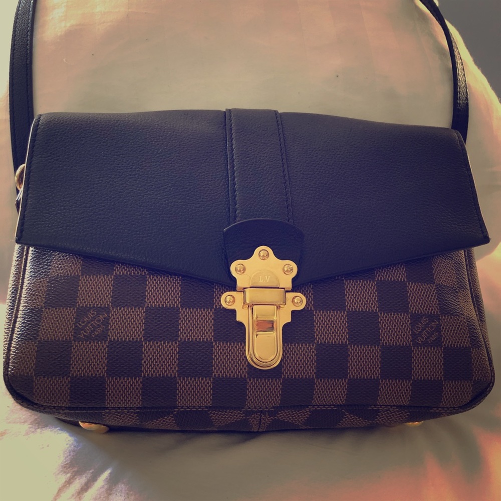 Louis Vuitton crossbody woman handbag